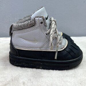Nike Woodside TD Boot Shoes 5C Toddler Matte Silver Gray Lace Up  415080-004